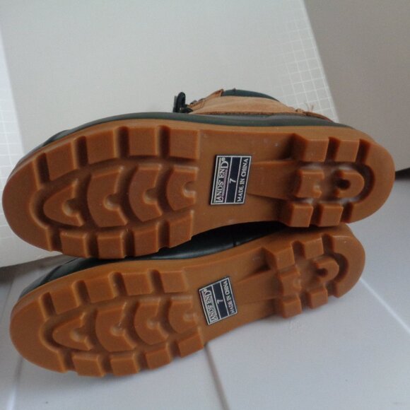 SIZE 7 LAND'S END DUCK BOOTS - Picture 5 of 6